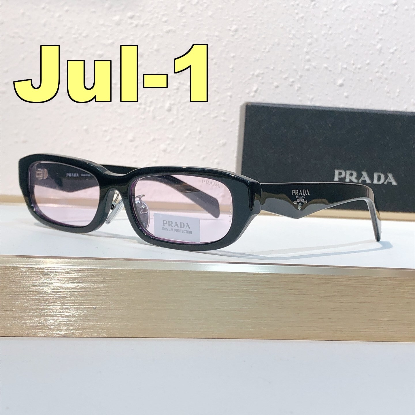 משקפי שמש בסגנון PRADA